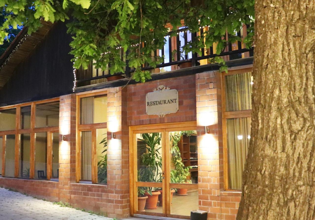 Splendor Resort And Restaurant 萨克德佐尔镇 外观 照片